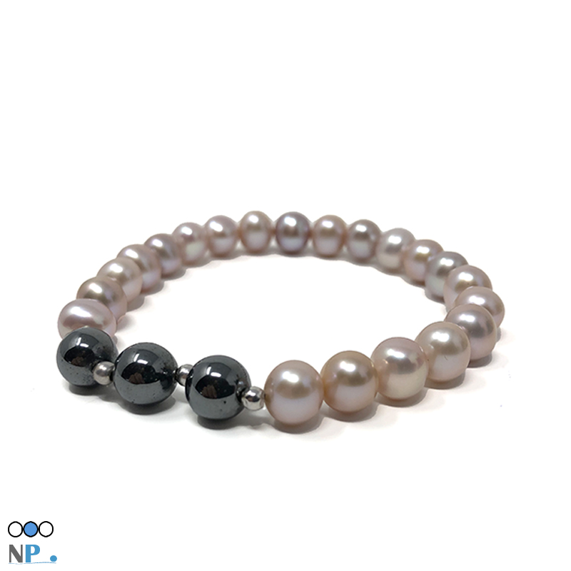 Bracelet de perles de culture couleur lavande avec 3 hématites de 8,0 mm et billes en or 18 carats